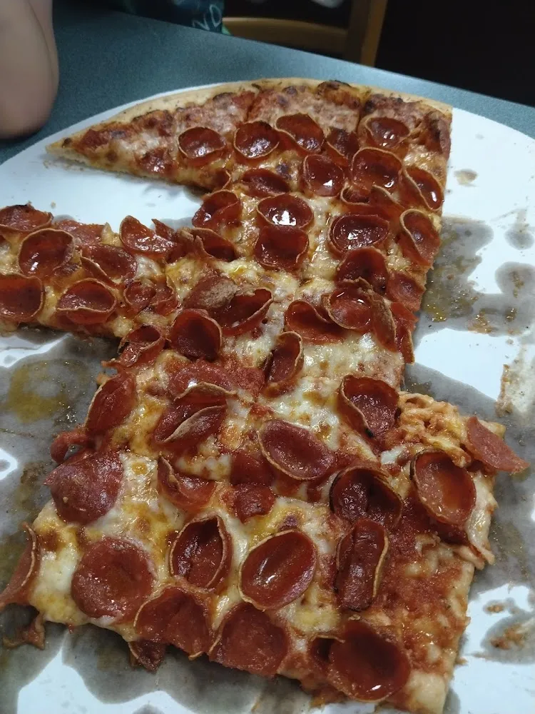The Bear Paw Half the Pepperoni & Half the Cheese